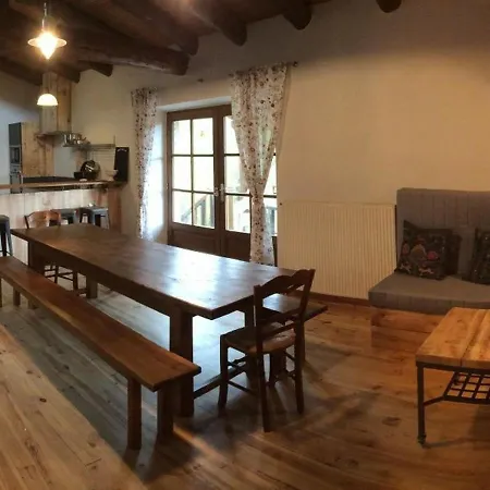 Maison Pittoresque A Arlempdes Avec Cheminee Et Terrasse - Fr-1-582-114 Arlempdes